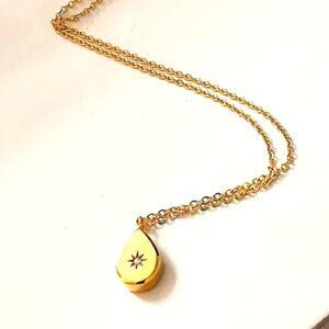 DAINTY OVAL TEARDROP PENDANT WITH CZ SMOOTH SURFACE ON FINE GOLD CHAIN 18K DIP